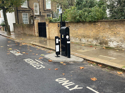 A kerb buildout EVCP installed in a parking bay in London, photo courtesy of Possible. 