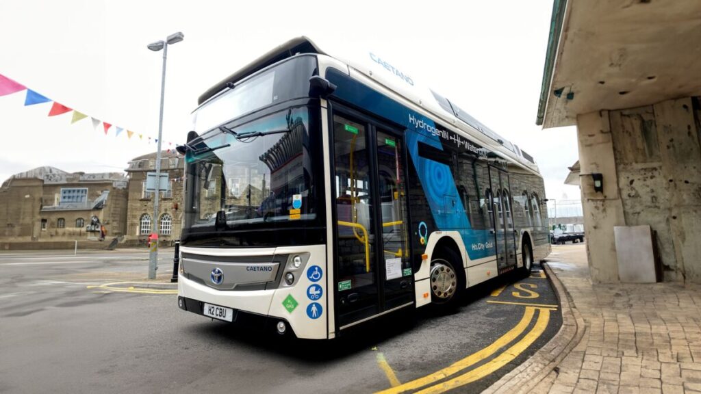 A zero-emission hydrogen fuel cell bus in Bridgend ©2023  Marubeni, courtesy of HyBont 