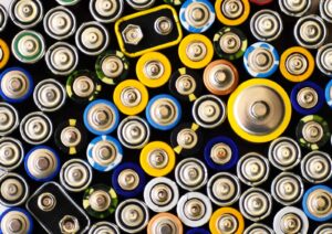 New lithium-metal battery recharged in minutes