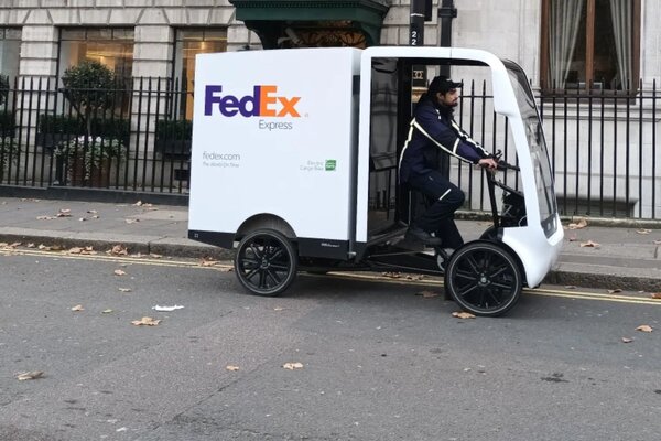 A new e-cargo delivery bike, photo courtesy of FedEx Europe