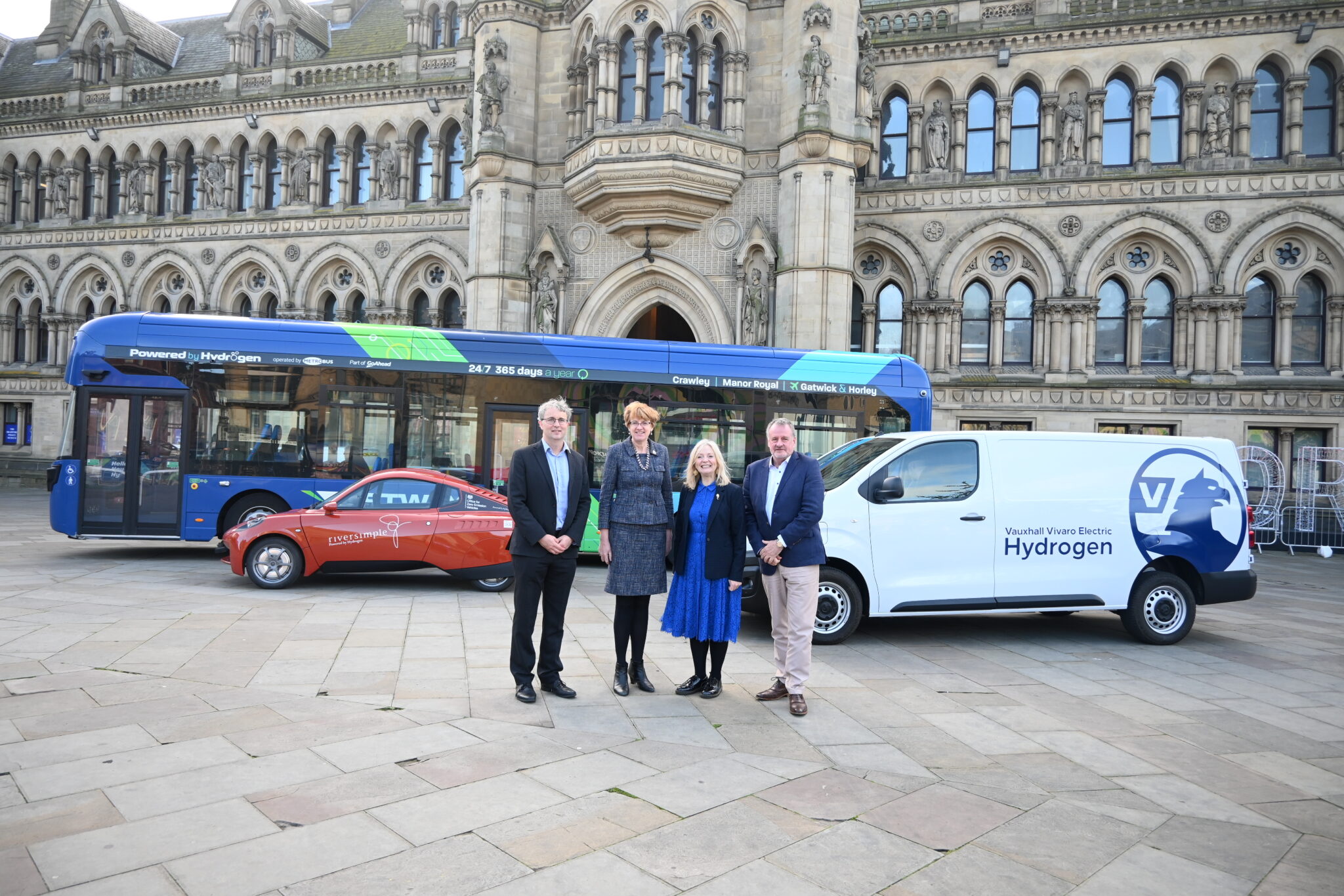 Ben Madden (Chief Technology Officer at Hycap and Company Director of Bradford Low Carbon Hydrogen), Cllr Susan Hinchcliffe (Leader of Bradford Council), Tracy Brabin (Mayor of West Yorkshire) and Mark Horsley (Chief Executive Officer of N-Gen Energy) at Bradford City Hall