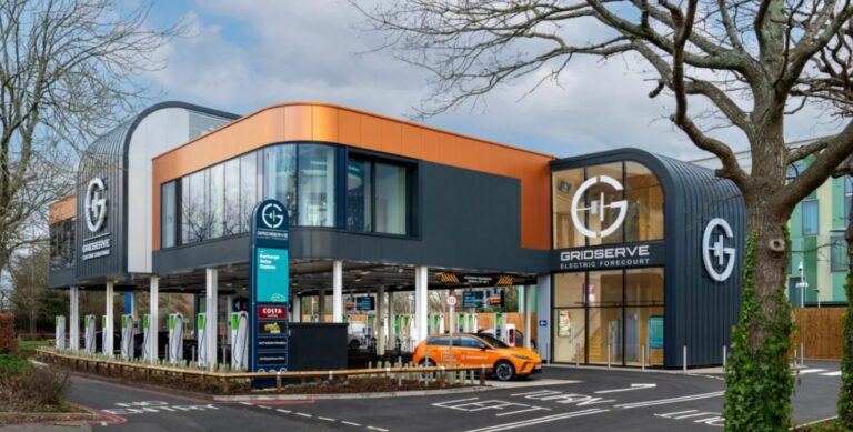 London Gatwick Electric Forecourt, photo courtesy UK Power Networks