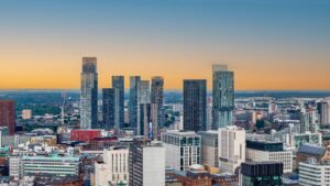 Ambitious new plan to cut emissions by 44% in Manchester  