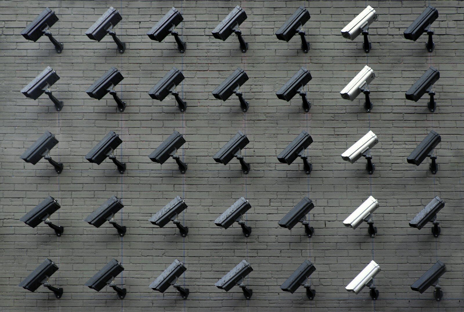 Harlow to roll out £500,000 AI-powered CCTV network